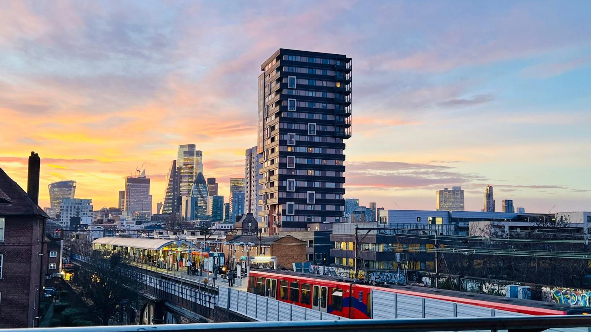 City View Sunset Luxurious Apartment In London Zone-1 Including One Family Twin Room With Its Own Stunning Private Terrace Esterno foto